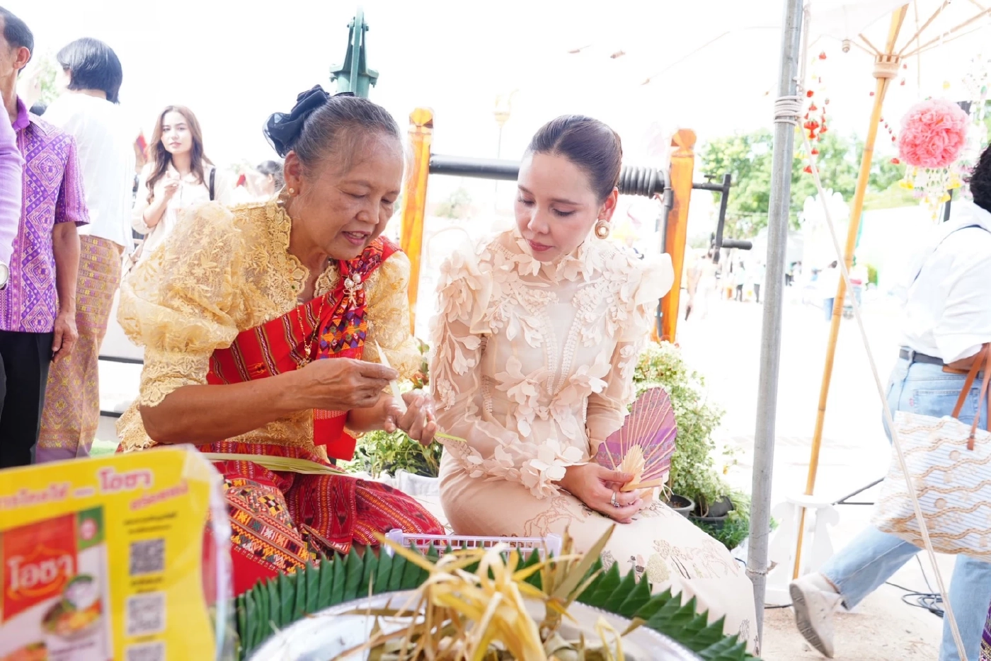 วธ.จัดใหญ่ประเพณี "ตักบาตรเทโว" เทศกาลออกพรรษา จ.อุทัยธานี