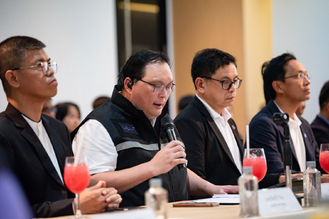 รมช.อุตฯ ลุย EEC เร่งนิคมอุตสาหกรรมส่งเสริมจ้างงานคนในพื้นที่