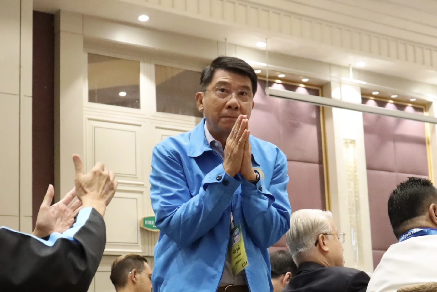 เปิดกรรมการบริหารพรรคประชาธิปัตย์ \'\'ยุคอภิสิทธิ์\'\' คัมแบ็ก