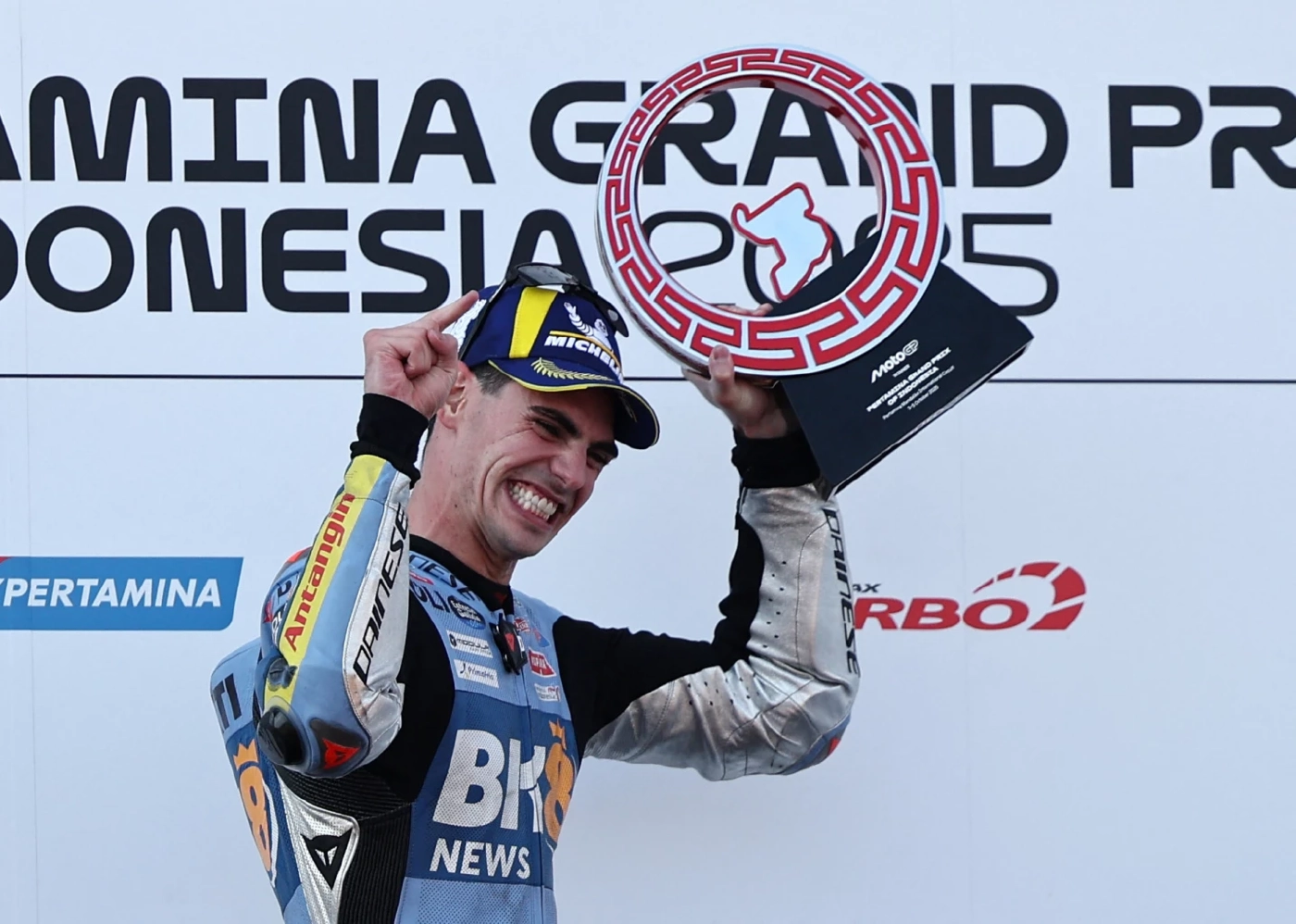 \"ก้อง-สมเกียรติ\" ฝ่าวิกฤตยางคว้าท็อป 13 โมโตจีพีที่อินโดฯ