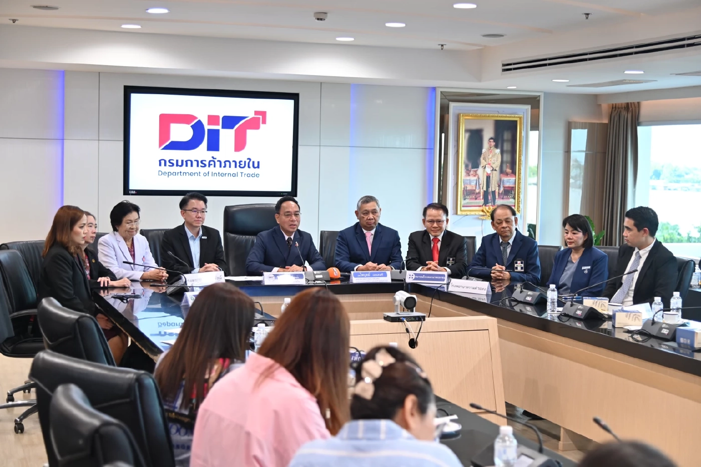 พาณิชย์ ถก รพ.เอกชน เตรียม MOU เปิดราคายาเพิ่มทางเลือกประชาชน