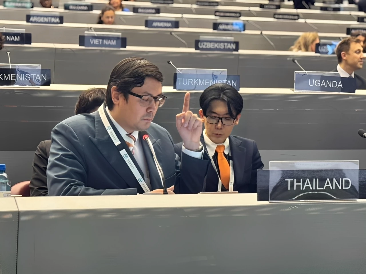 สส.รังสิมันต์ โรม จากพรรคประชาชน 