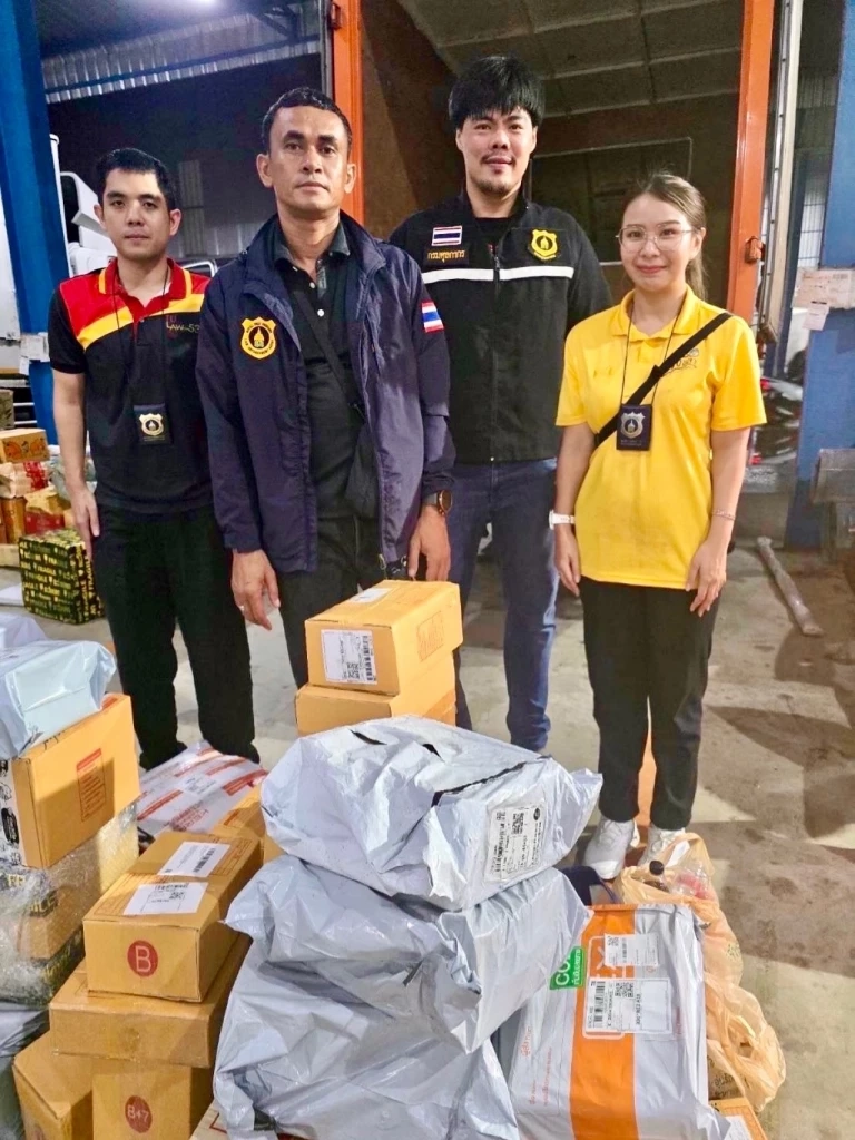 กรมศุลฯภ.4 ตรวจยึดบุหรี่ไฟฟ้ามูลค่า 3.4 ล้านบาท คาขนส่งหาดใหญ่