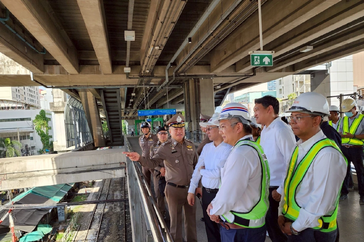 บช.น. - สนข. - รฟม. เร่งแก้ไขปัญหาจราจรถนนเพชรบุรี - ราชปรารภ