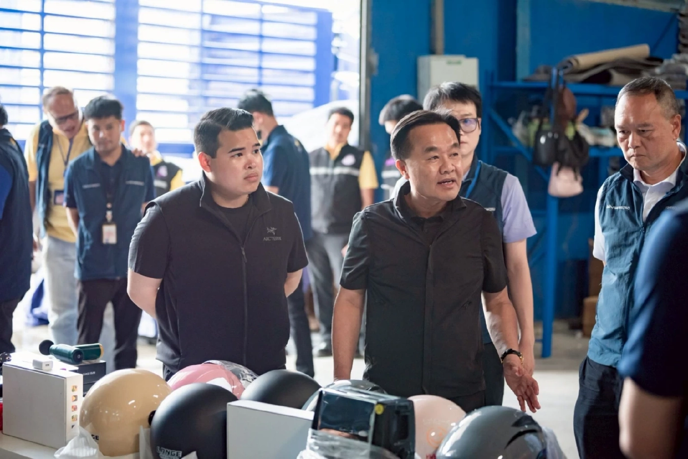 รมช.อุตสาหกรรม สั่งตามล่าคนผิดเหตุลักของกลางผิดกฎหมาย