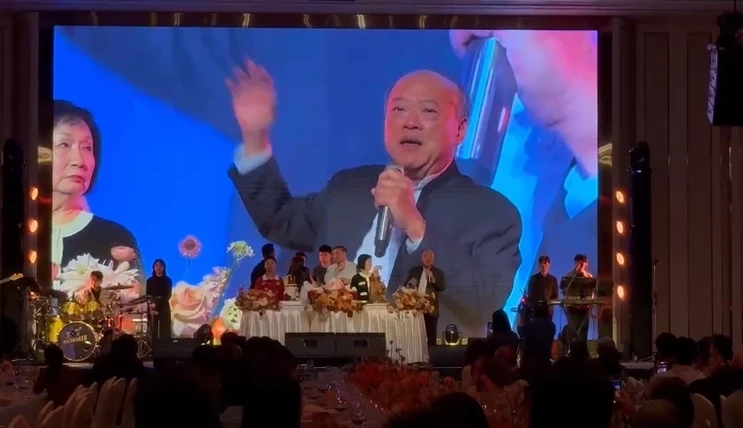 คีรี กาญจนพาสน์