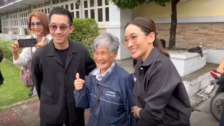 “ทักษิณ” ปรับตัวได้ บอกอีกแป๊บเดียวก็จะครบ 2 เดือนแล้ว