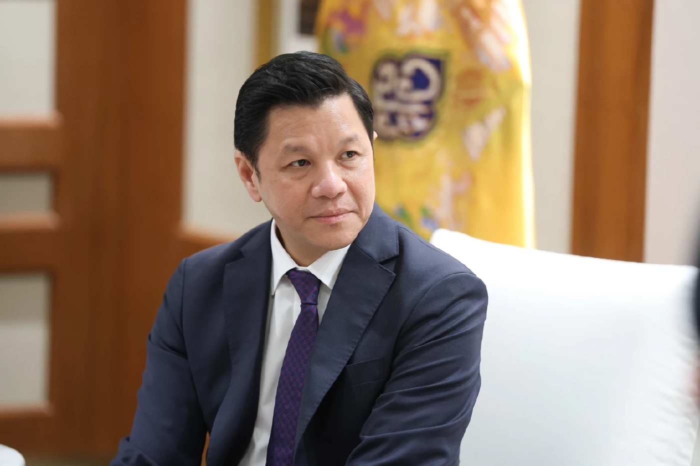 ส.อ.ท. ถก ธปท. รับมือบาทแข็งฉุดส่งออก คุมธุรกรรมทองคำ - คริปโต