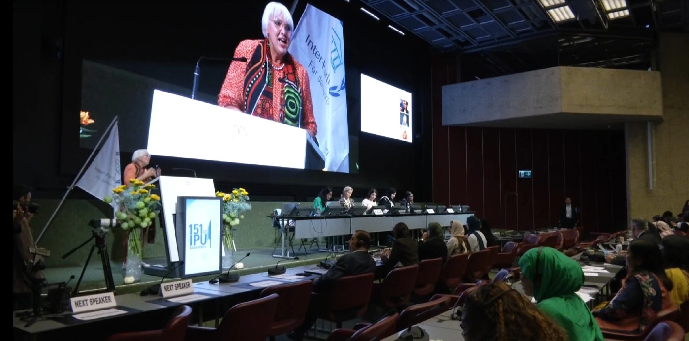 "สส.ฐิติมา" โชว์เก๋า "เวทีผู้หญิง" - ลุ้น "กัมพูชา" ฉวยจังหวะโต้ แต่สุดท้ายเงียบ