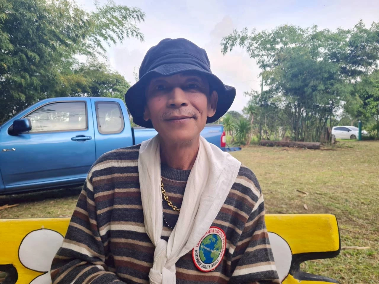 นายอนิรุทธ์ ดุจจานุทัศน์ เจ้าของสวนฆราวาส บ้านดงมะไฟ