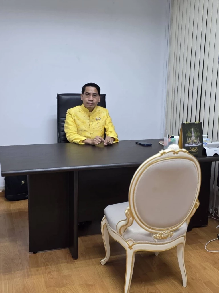 ดร.ณัฐวุฒิ วงศ์เนียม นักกฎหมายมหาชน