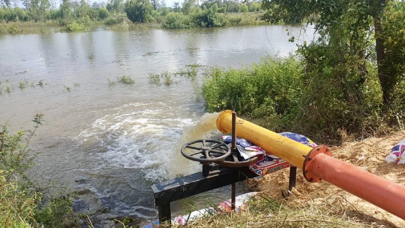 กรมชลฯ ลุย 'คืนคลองใส' กำจัดผักตบชวา ภารกิจคู่ขนานรับมือภัยแล้ง