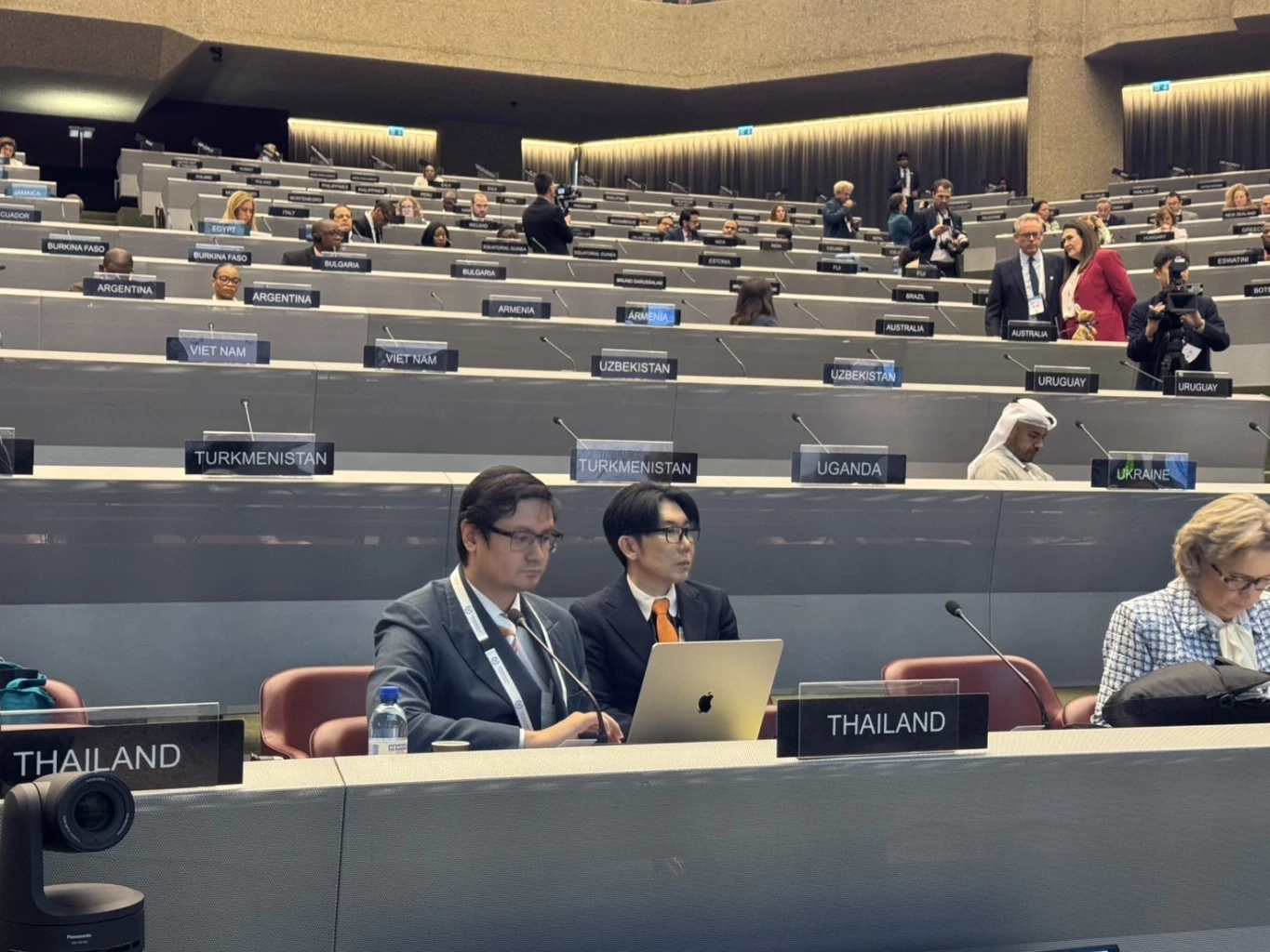 เหลี่ยมทุกเม็ด "กัมพูชา" ชู "จีน - ดันตัวเอง" หวัง "เขี่ยไทยให้พ้นทาง" กลางเวที IPU (มีคลิป)