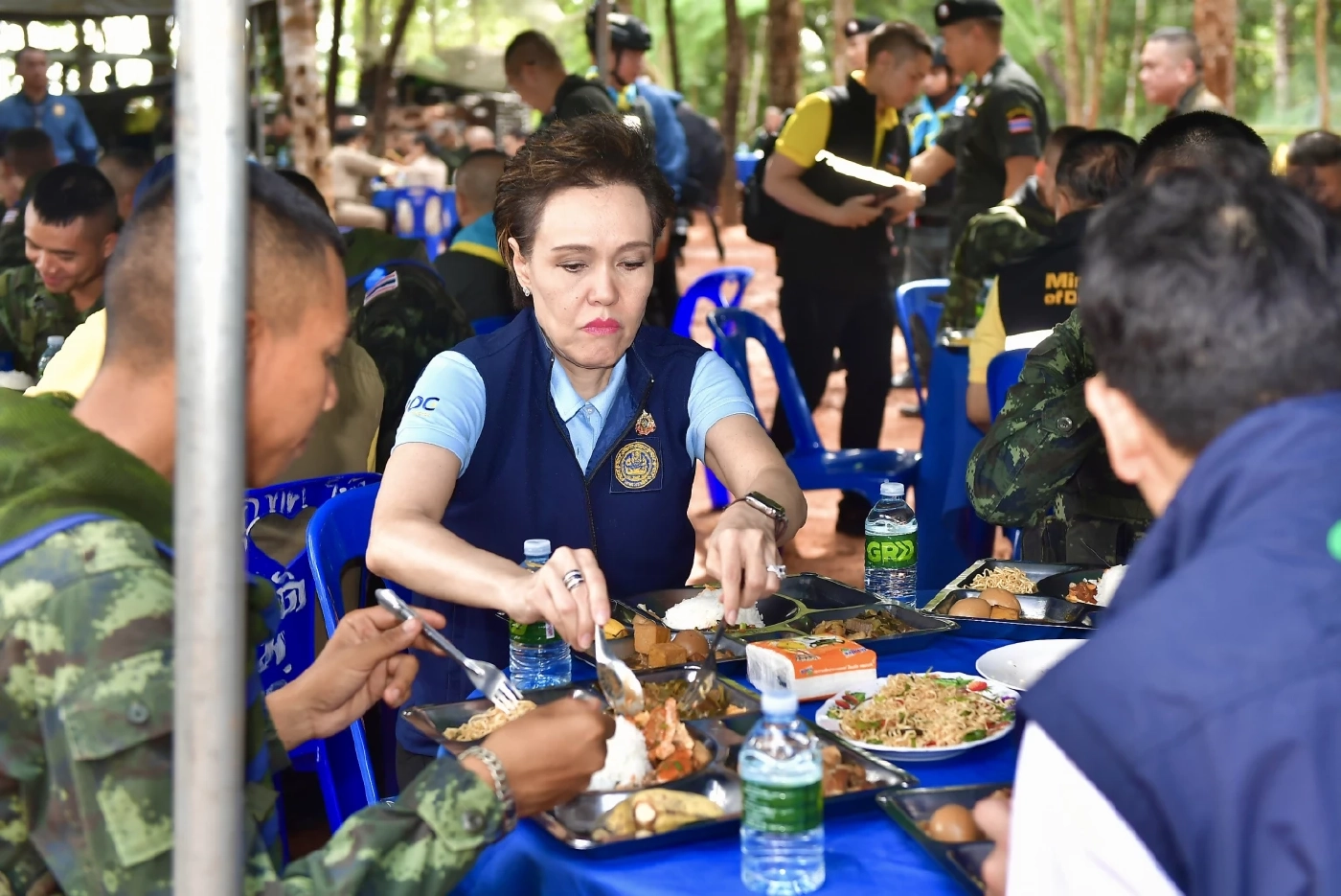เปิดเมนู นายกฯ “อนุทิน” ร่วมรับประทานอาหารกลางวันกับกำลังพล