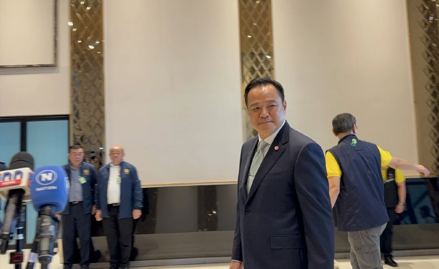 "นายกฯหนู" ควง "บิ๊กเล็ก-ศุภจี-ไชยชนก" ลงพื้นที่สุรินทร์ งดตอบปม "ทักษิณ" ยื่นขอพระราชทานอภัยโทษ