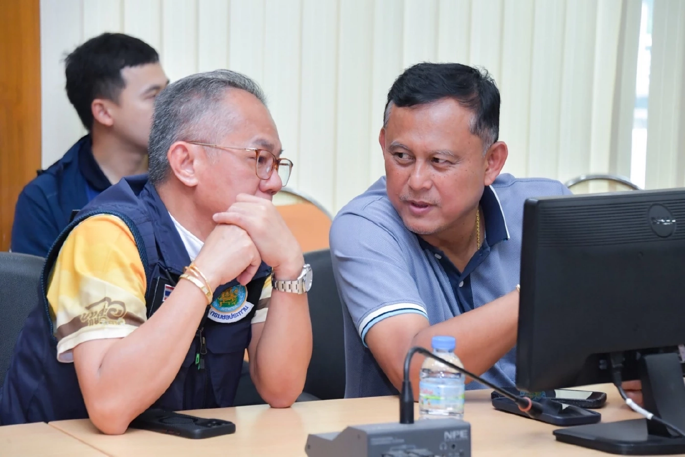 อธิบดีกรมชลฯ ลุยอยุธยา สั่งเร่งเคลียร์คลอง-วางแผนน้ำฤดูแล้ง