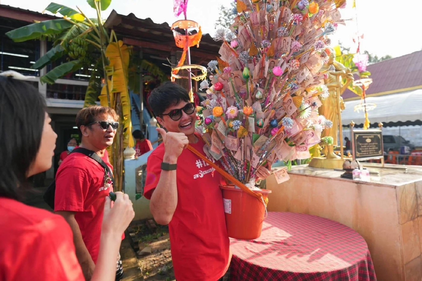 “ลอตเตอรี่พลัส” เจ้าภาพกฐินวัดตานาด อุทัยธานี อิ่มบุญถ้วนหน้า