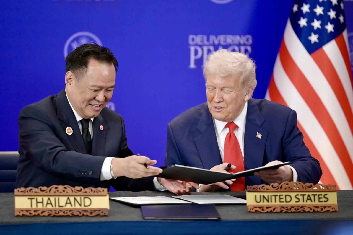 "อนุทิน" เผยคุยกับ "ฮุน มาเนต" แล้ว กัมพูชายืนยันทำตามข้อตกลง