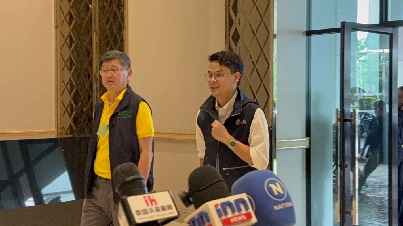 "นายกฯหนู" ควง "บิ๊กเล็ก-ศุภจี-ไชยชนก" ลงพื้นที่สุรินทร์ งดตอบปม "ทักษิณ" ยื่นขอพระราชทานอภัยโทษ