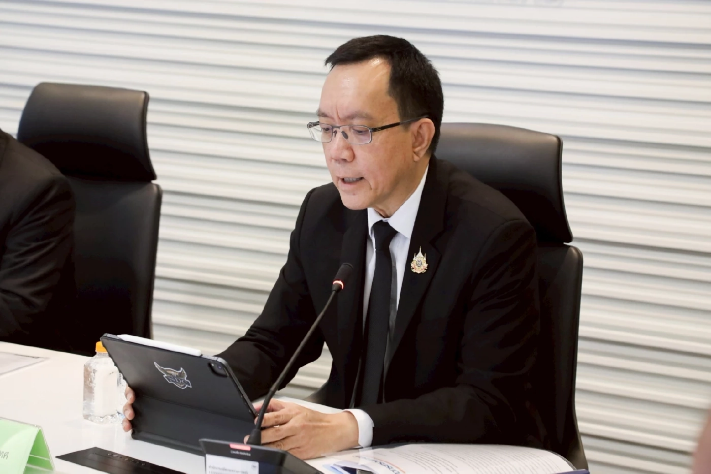 วินิจ วิเศษสุวรรณภูมิ ผู้อำนวยการสำนักงานเศรษฐกิจการคลัง