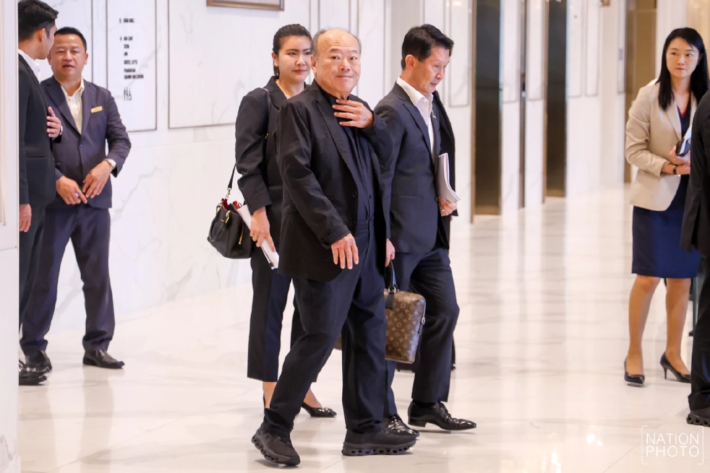 เบื้องลึกหนี้ BTS - "คีรี" ฝาก กทม.เกรงใจภาษีประชาชน