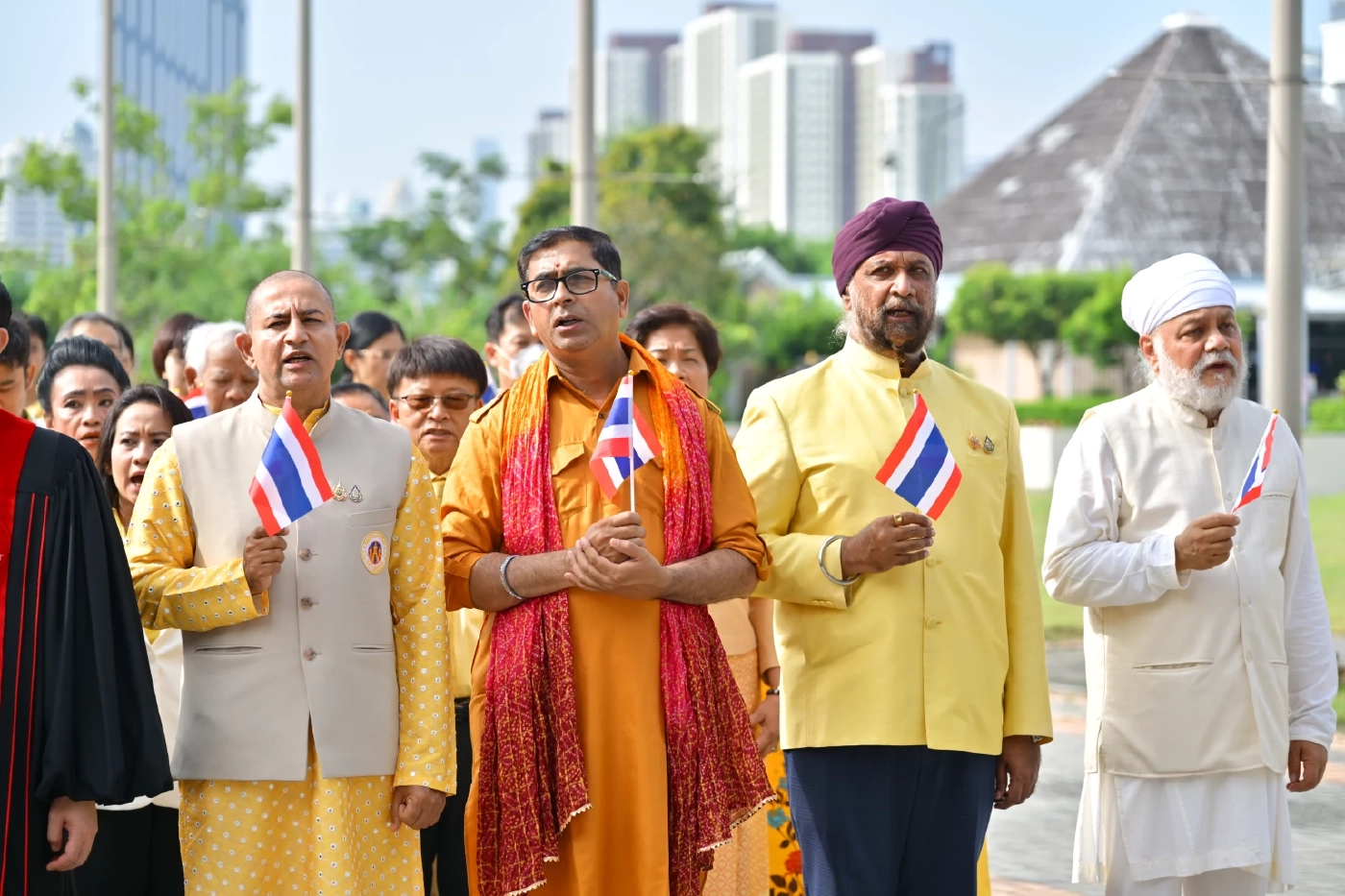 รวมพลังศาสนิกชน 5 ศาสนา เชิดชูชาติไทย