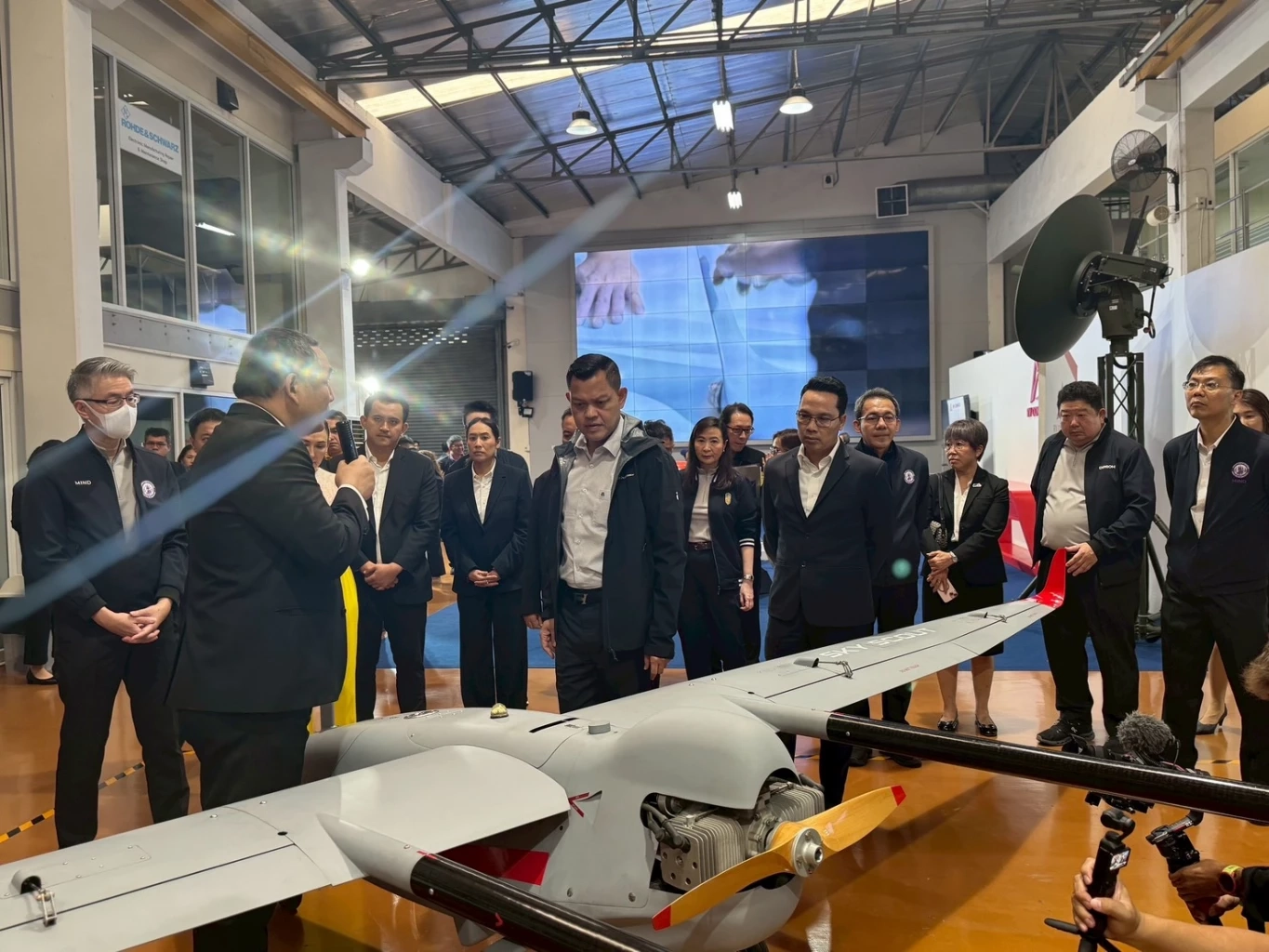 “ธนกร” ดันอุตสาหกรรมป้องกันประเทศ หนุนโดรนไทยเสริมมั่นคงชาติ