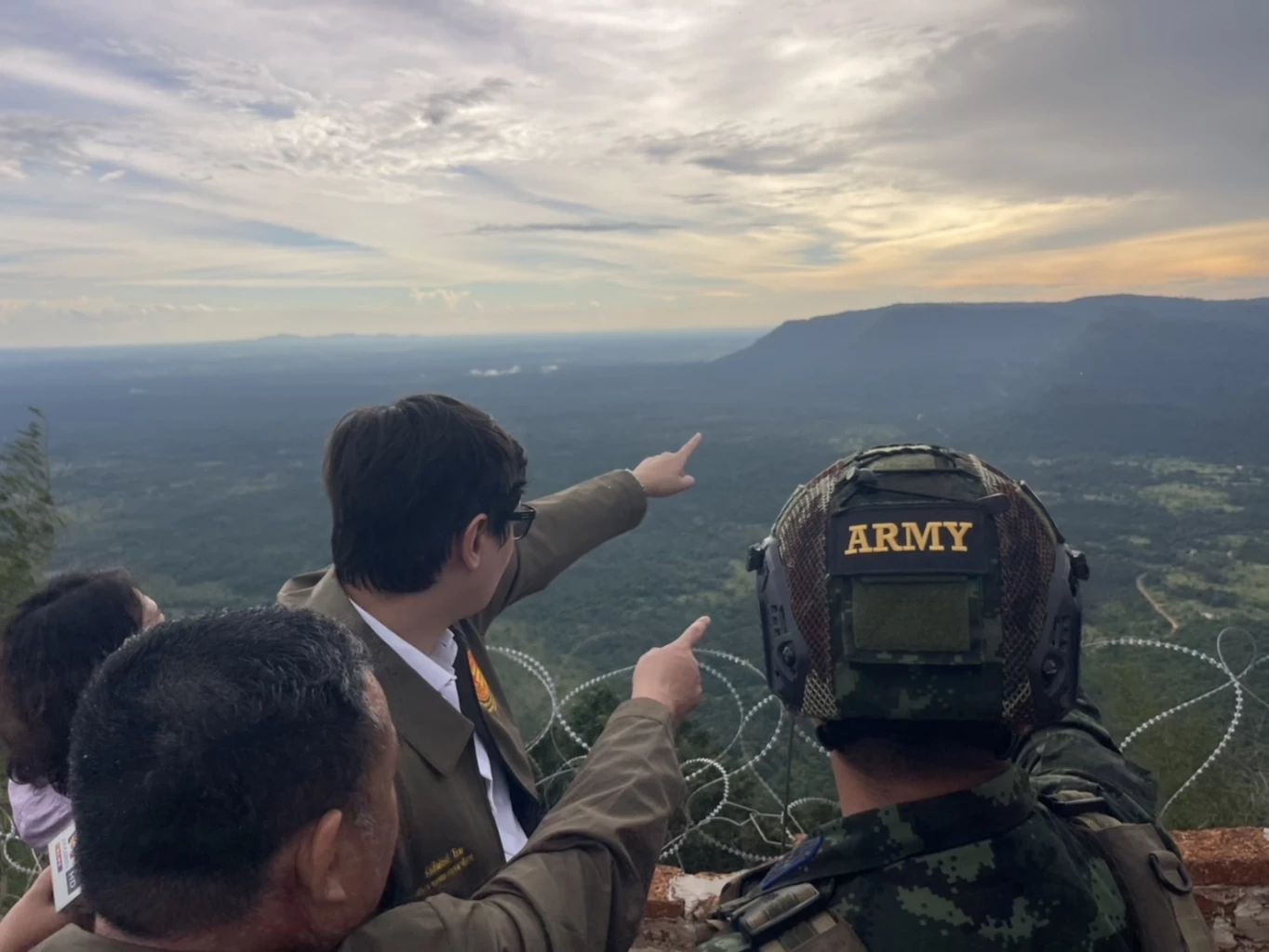 “โรม”ขึ้นภูมะเขือ รับได้รายงานโดรนป่วน ด้าน ผอ.รพ.สต.เผยปัญหา