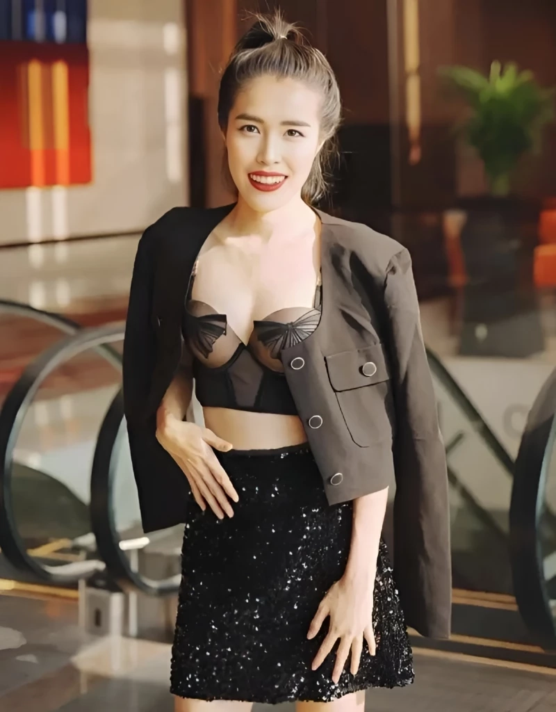 รู้จัก "อีฟ กาญจนา" ประธานหญิงแห่ง "มูลนิธิกันจอมพลังช่วยสู้" บอกเลยประวัติไม่ธรรมดา