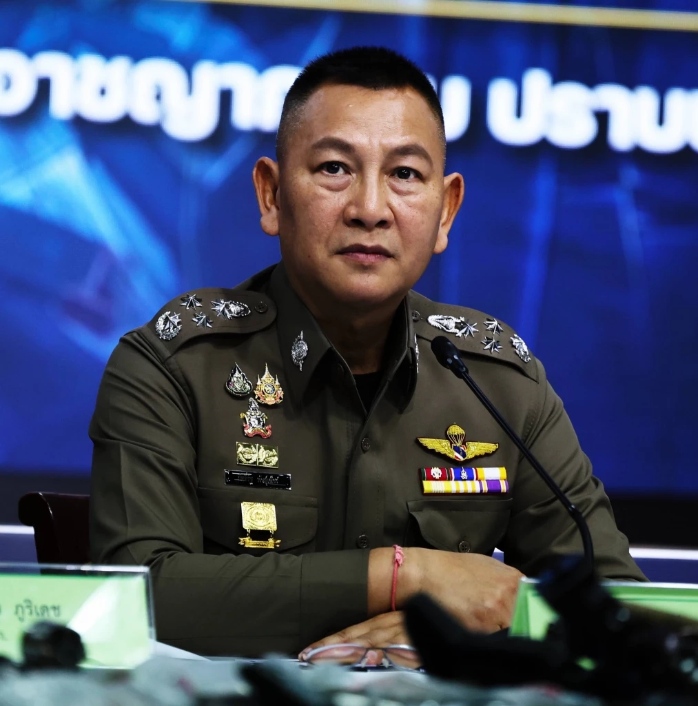 "บิ๊กต่าย" เซ็นโผแบ่งงาน "สำราญ" คุมความมั่นคง "ธัชชัย" ลุยงานปราบปราม "ธนา" ดูงานสืบสวน "อิทธิพล-ไตรรงค์" ดูงานจเรตำรวจ