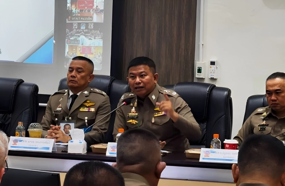 \"ผบช.น.\" มอบ \"รองจ๋อ\" นำ \"ปราบยานรก\" มุ่งทำ \"กรุงเทพฯให้ปลอดภัยจากยาเสพติด\"