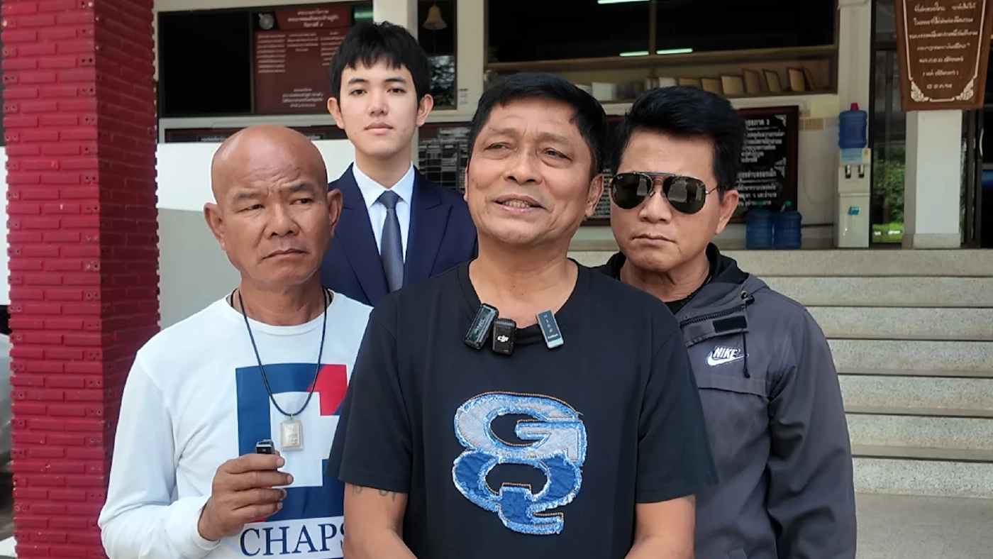 “ชูษี-หยอง ลูกหยี” หอบหลักฐานเอาผิด “จตุรงค์” หมิ่นฯ ประมาท