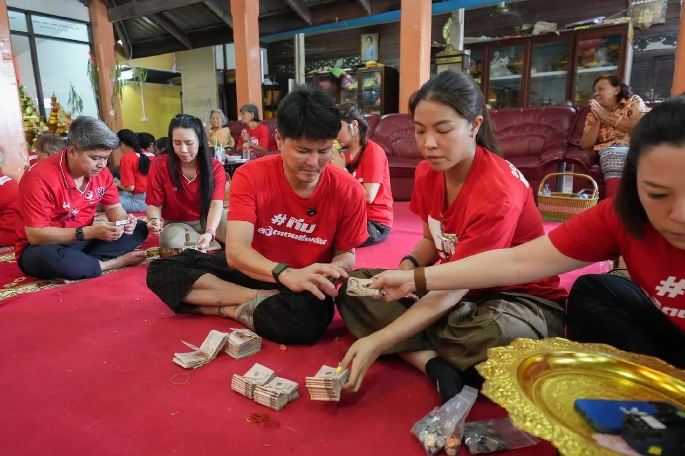 “ลอตเตอรี่พลัส” เจ้าภาพกฐินวัดตานาด อุทัยธานี อิ่มบุญถ้วนหน้า