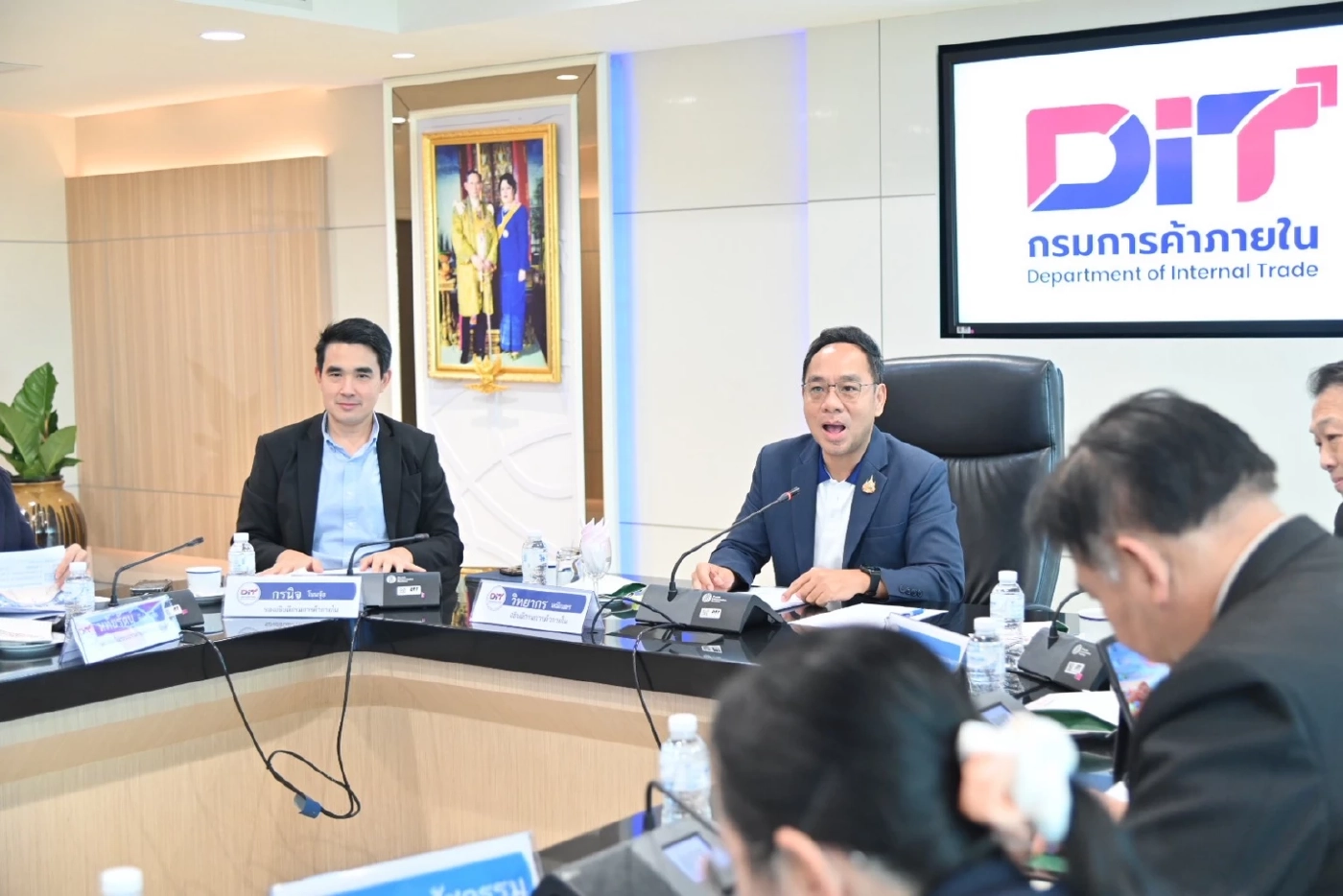 วิทยากร มณีเนตร อธิบดีกรมการค้าภายใน