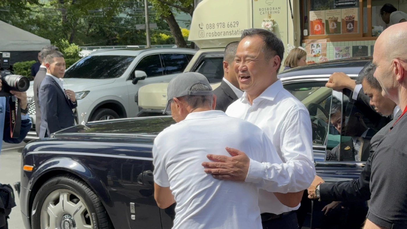 "ชูวิทย์" แนะ "อนุทิน" ปราบสแกมเมอร์ได้ คะแนนนิยมมาแน่ ปัดเปิดชื่อย่อ "7 นักการเมืองไทย"