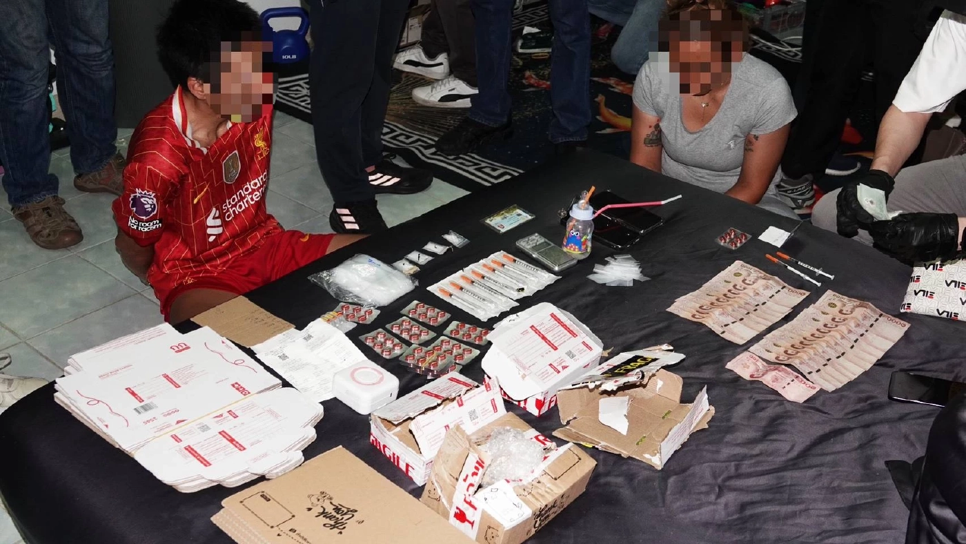 เปิดคลิป! \"หมอกอล์ฟ\" บริการเดลิเวอรี่ ส่งด่วนฉีดยาเสพติดให้ลูกค้าถึงเตียง