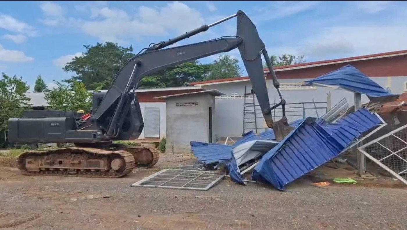 "เจ๊รัตน์" อดีตเมีย "กำนันลี" ตัดพ้อ ถูกรื้อบ้านที่สร้างมาทั้งชีวิต