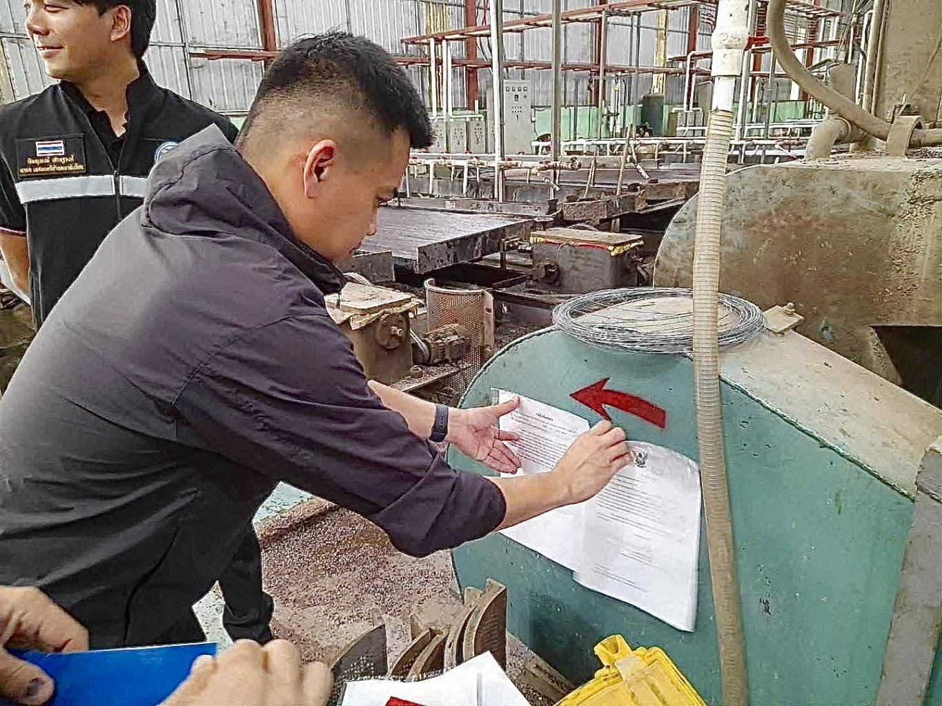 รมช.อุตฯ ฟัน รง.ฉะเชิงเทราปล่อยน้ำเสีย-พร้อมปลดล็อกหากแก้ไข