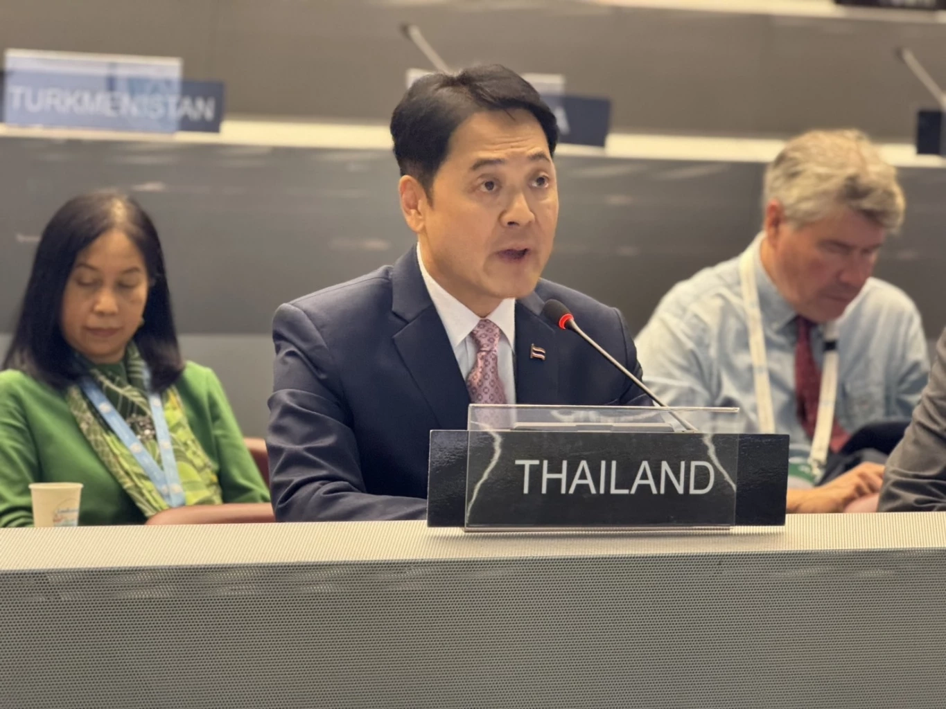 สส.อนุชา บูรพชัยศรี จากพรรครวมไทยสร้างชาติ