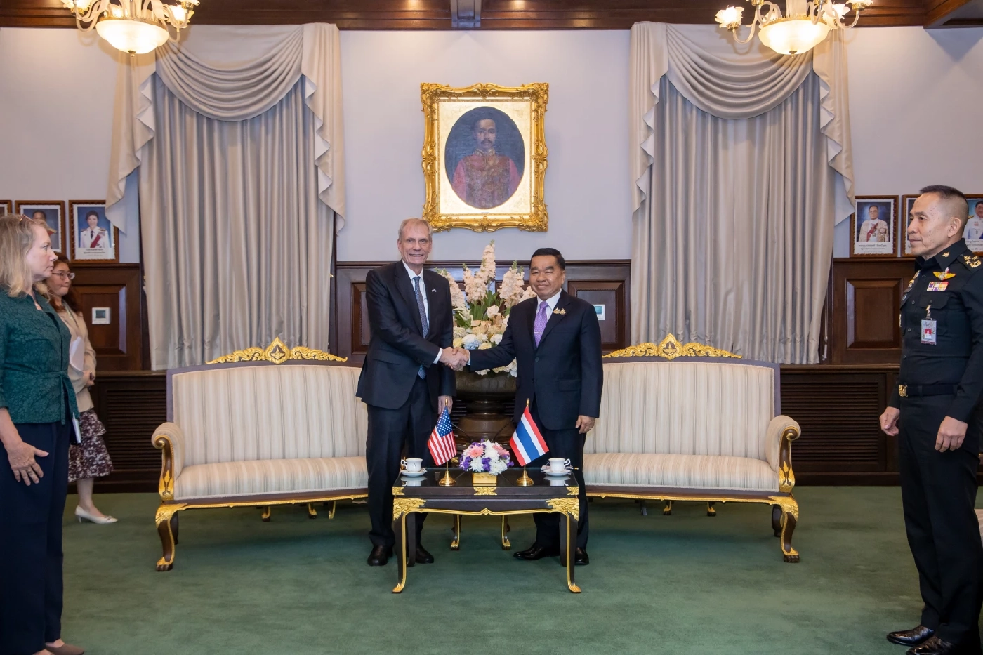 "ทูตสหรัฐฯ" เข้าพบ "บิ๊กเล็ก" ขอบคุณ สนับสนุนการเจรจาหยุดยิง "ไทย–กัมพูชา"