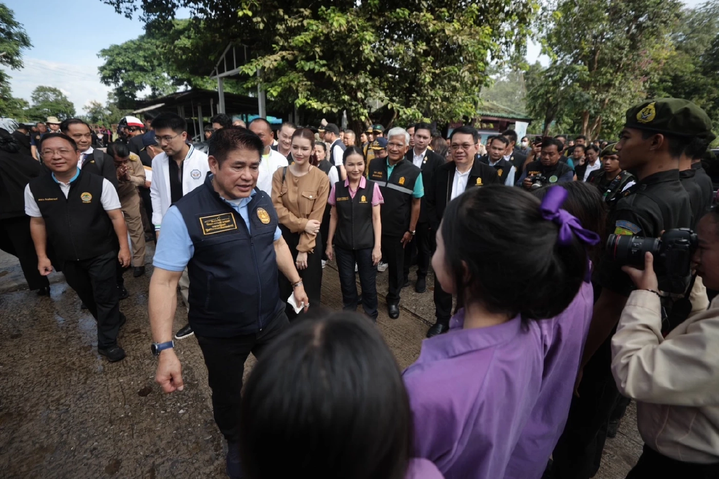 "กล้าธรรม" โชว์ศักดาขนทัพ "รองนายกฯ-รมว.ศธ." ลงพื้นที่ชัยภูมิ