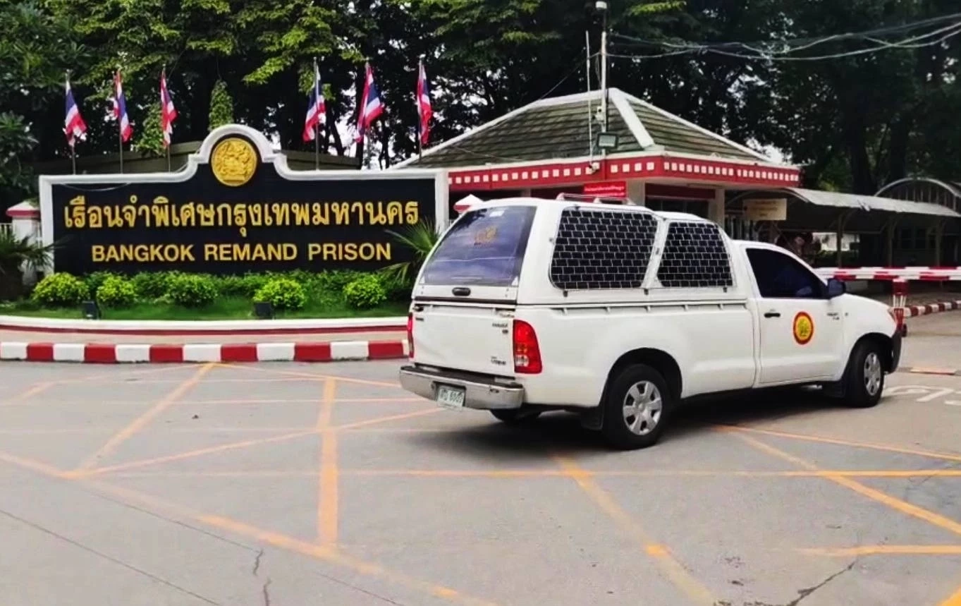 รองอธ.ราชทัณฑ์ จู่โจมค้นแดน 8 จุดจีนเทาซ่องสุม สร้างวิมาน คุก VIP