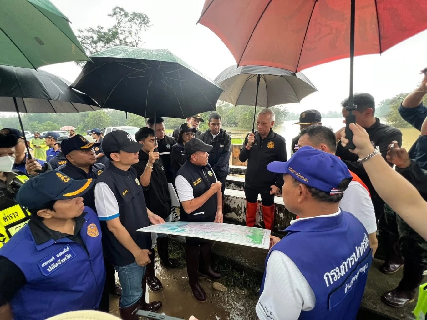 พิพัฒน์ รัชกิจประการ