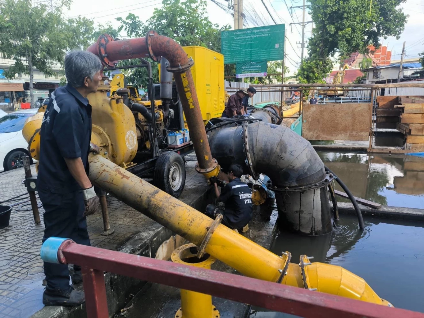 เปิดสาเหตุ กรุงเทพฯ น้ำรอการระบายหลายพื้นที่ กทม.เร่งพร่องน้ำต่อเนื่อง