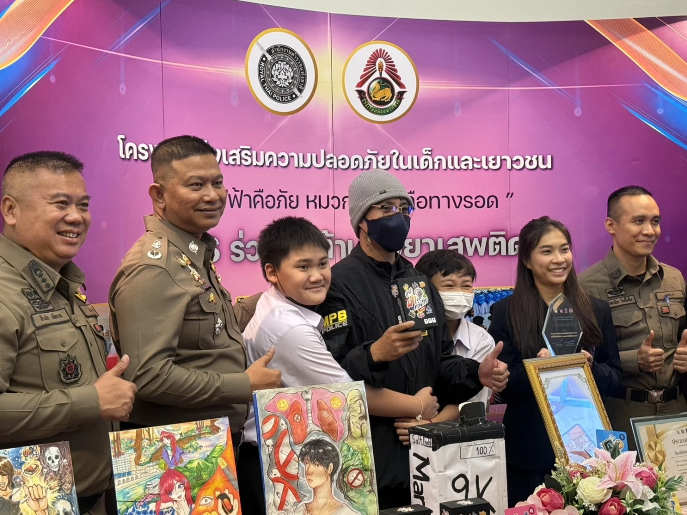 บช.น.-สสส.ดันโครงการกันบุหรี่ไฟฟ้า-สวมหมวกกันน็อก คุ้มภัยเยาวชน