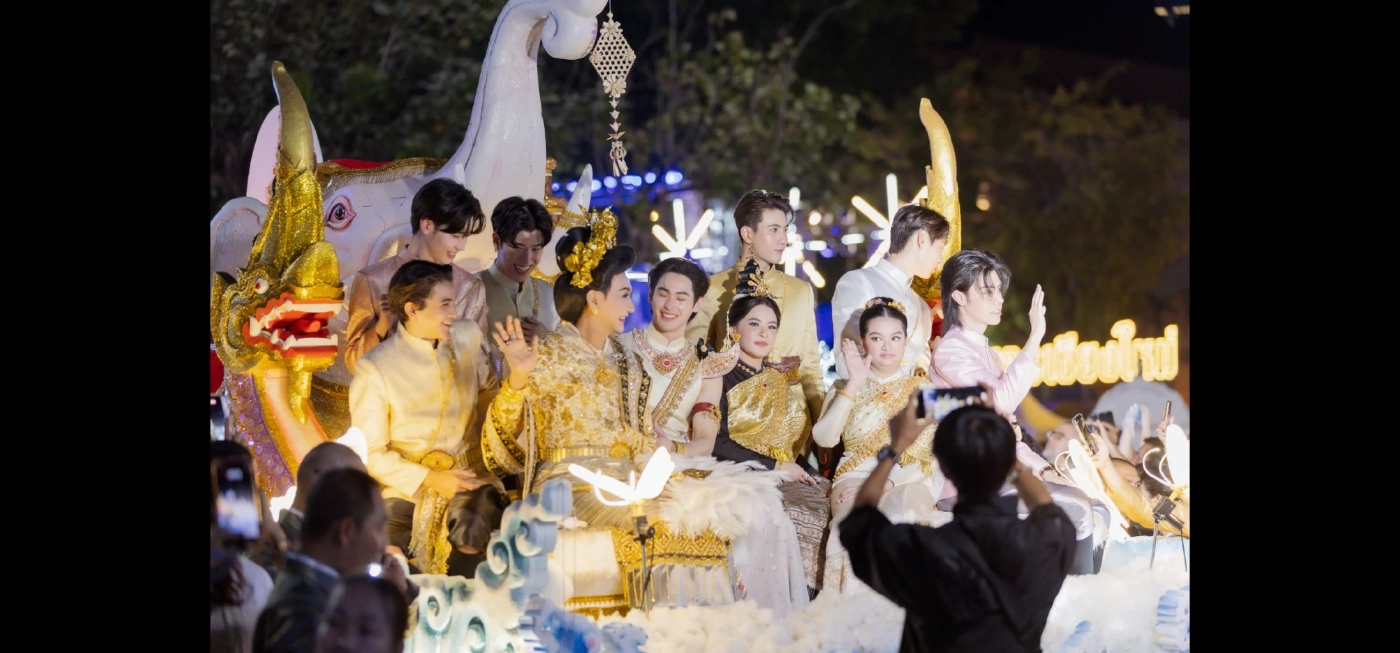 เชียงใหม่จัดขบวนยี่เป็งยิ่งใหญ่ รำลึก "พระพันปีหลวง"