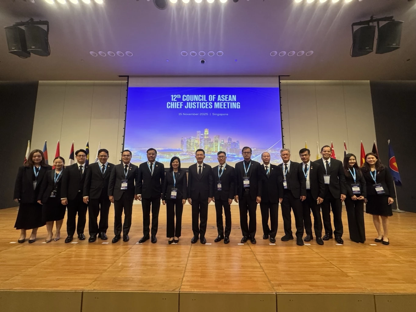 ปธ.ศาลฎีกาประชุมสภาปธ.ศาลสูงสุดอาเซียน ครั้งที่ 12 ที่สิงคโปร์