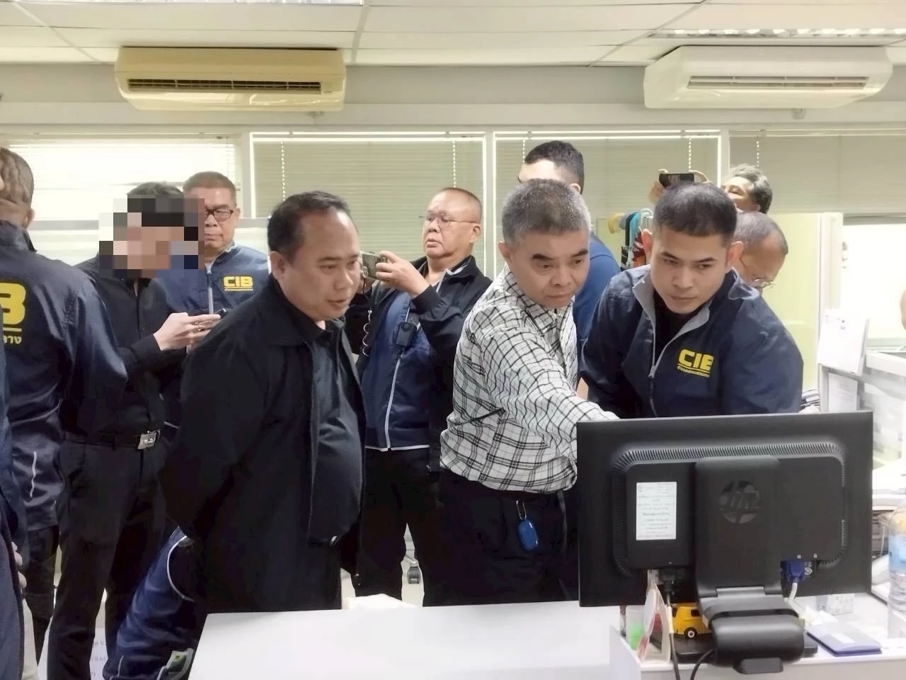 ป.ป.ท. ร่วมกับ CIB และ ป.ป.ช. รวบเจ้าหน้าที่สำนักงานสรรพากรเรียกสินบนบริษัทฯ  1 แสนบาท