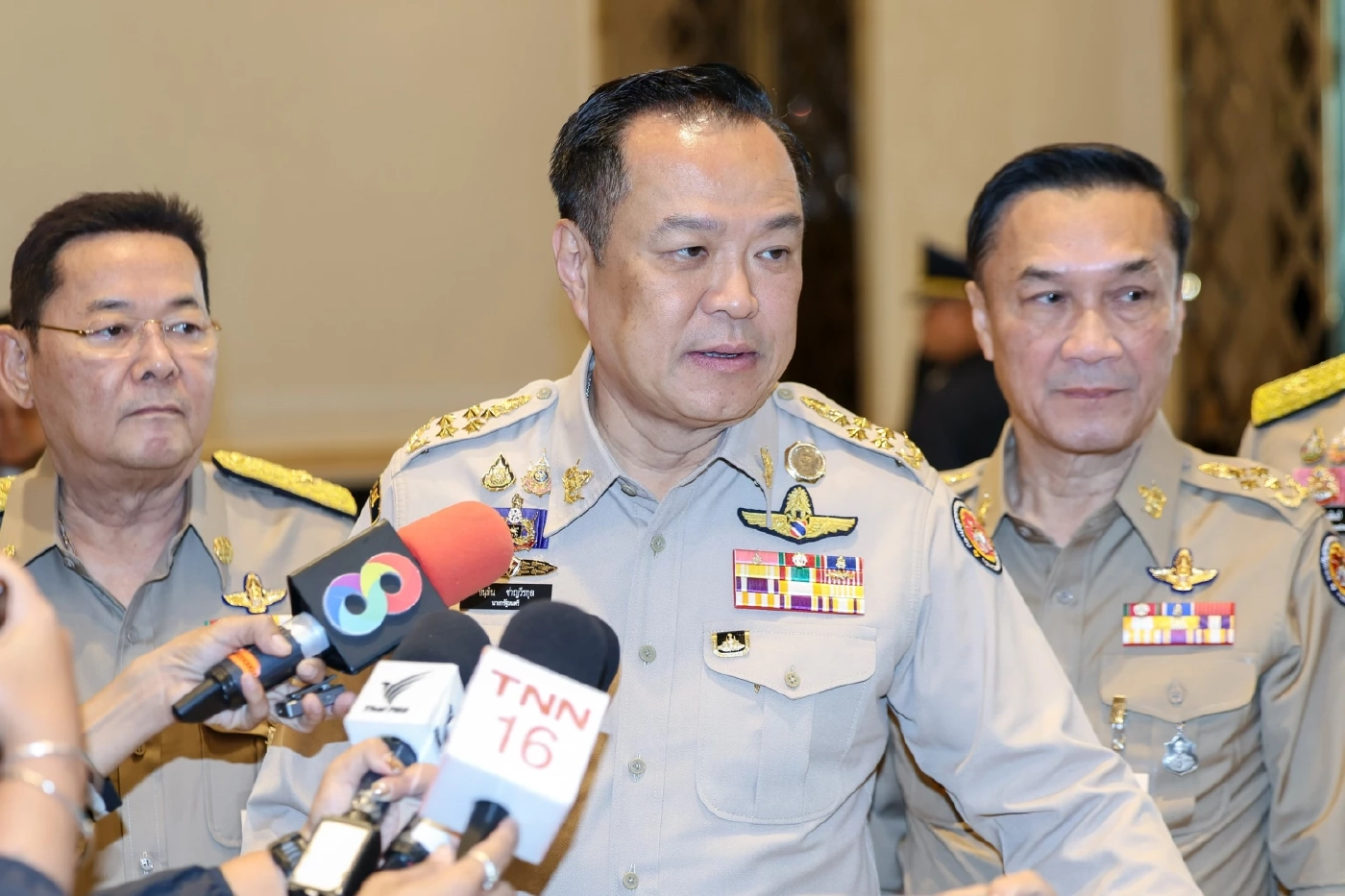 ชาวสงขลา "เขียนจดหมายถึงนายกฯ" เราต้องการอพยพฉุกเฉิน มีหน้าที่และอำนาจโดยตรง ไม่ใช่แค่ลงพื้นที่ถ่ายรูป