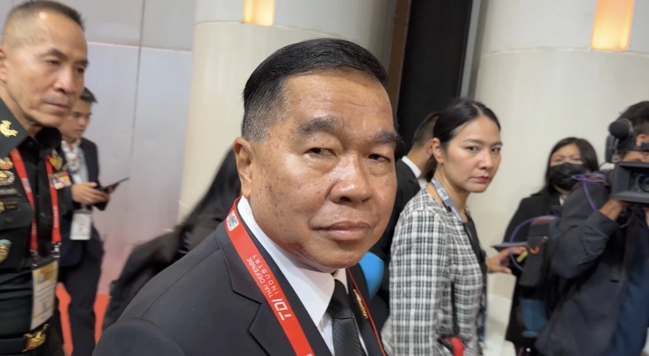 พลเอก ณัฐพล นาคพาณิชย์ รัฐมนตรีว่าการกระทรวงกลาโหม